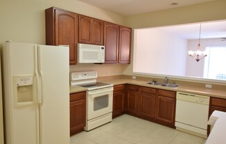 3 beds, 2.5 baths, $2,295