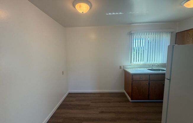 COMMERCIAL LLC-863