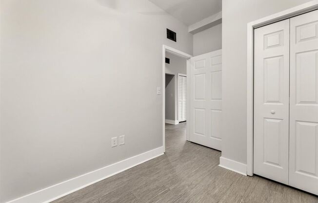 2 beds, 2 baths, 950 sqft, $2,600, Unit 127