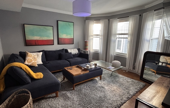 52 CHESTER AVE
