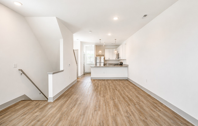 2 beds, 2.5 baths, 1,324 sqft, $1,899, Unit 8435BP