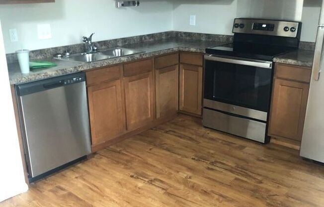 1047 SCARBOROUGH CT