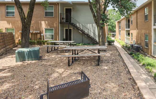 our apartments have picnic tables and grill