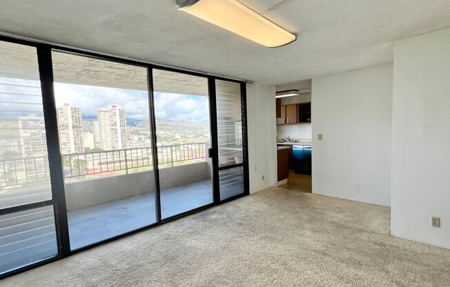 2 beds, 1 bath, $2,600, Unit # 1903