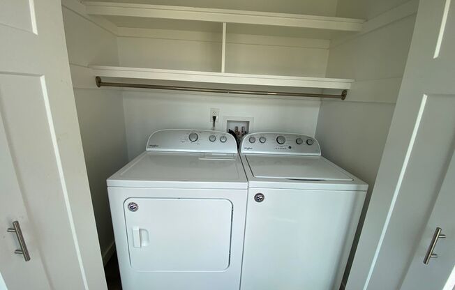 135 Houseman NE - Midtown Single Family home, Water included