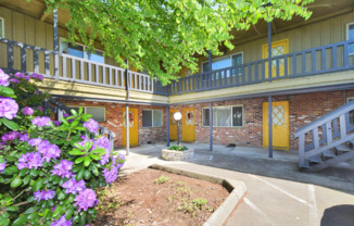250 SE VIS AVE