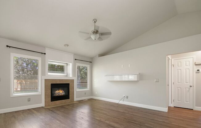 Discover this charming 4-bedroom, 2-bathroom home in Meridian!