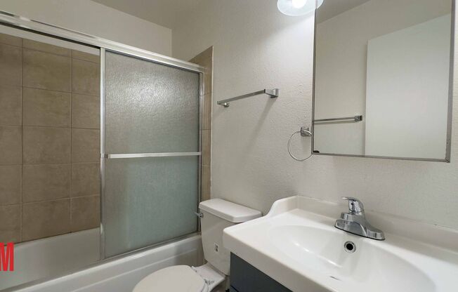 1 bed, 1 bath, $1,649, Unit 20