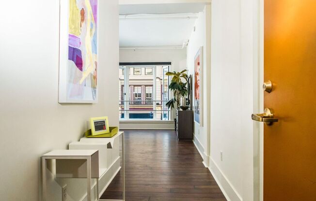 1 bed, 1 bath, 631 sqft, $2,450, Unit 1023-203