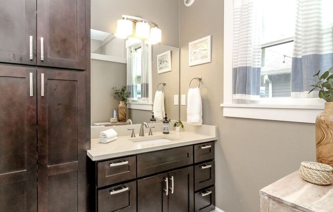 3 beds, 1.5 baths, $3,200