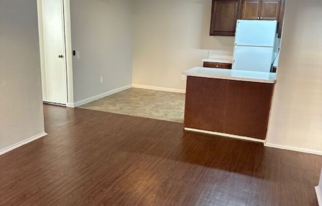 2 beds, 2 baths, 850 sqft, $2,195, Unit 20