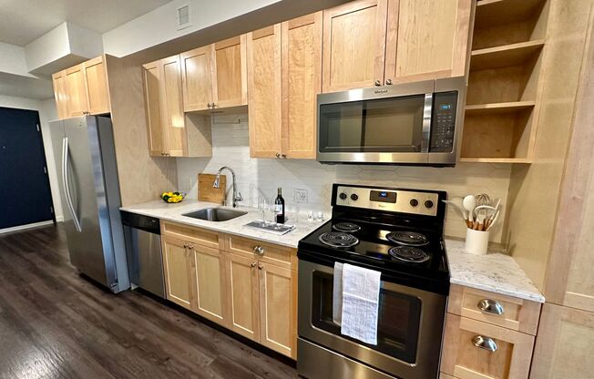 1 bed, 1 bath, 525 sqft, $2,150, Unit Unit 610