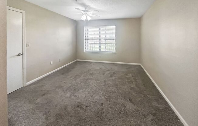 1 bed, 1 bath, $1,300, Unit # 10203