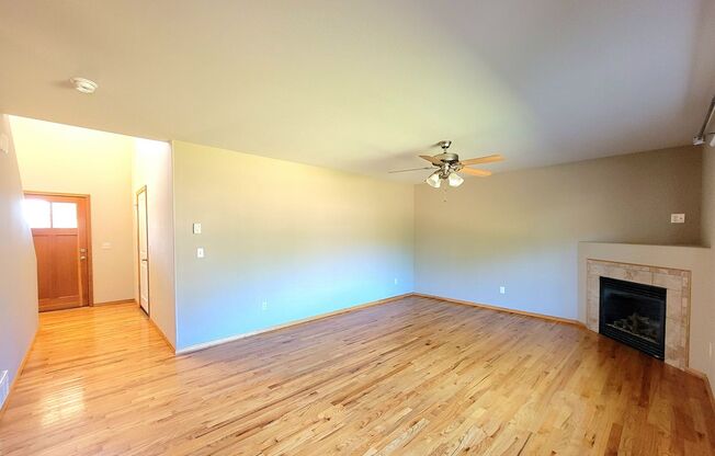 Beautiful 3 bed in convenient Silverdale location!