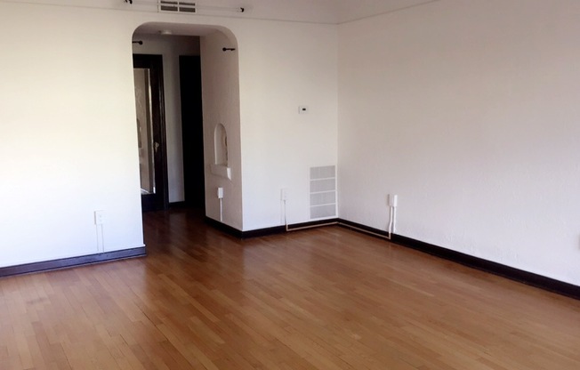 1 bed, 1 bath, $2,350, Unit Apt 304