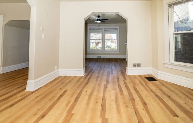 402 Woodland Ave
