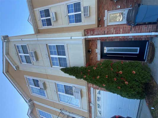 3 beds, 2 baths, 1,500 sqft, $3,500, Unit 3