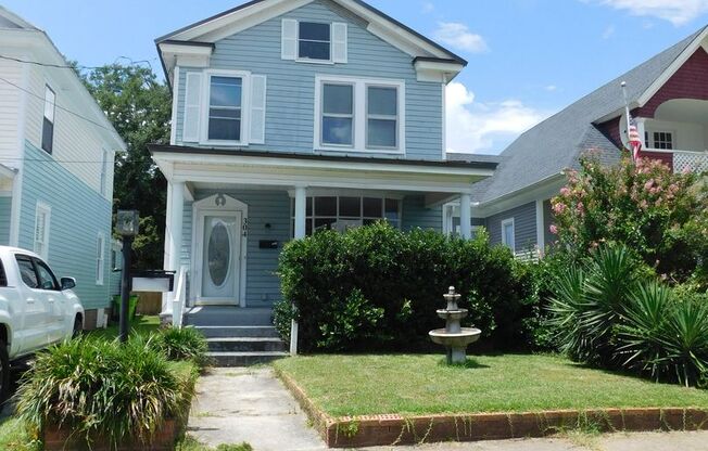 304 Avenue A - 2 Story Home in the Riverside Historic District of New Bern!