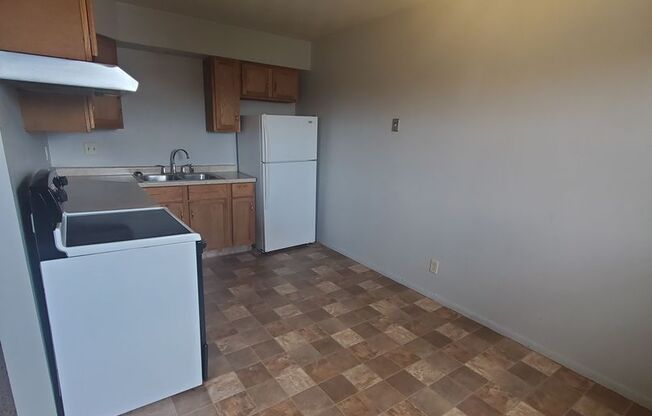 702 W 63rd