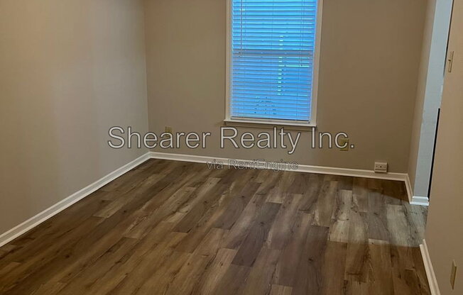 5812 ANKENY CT