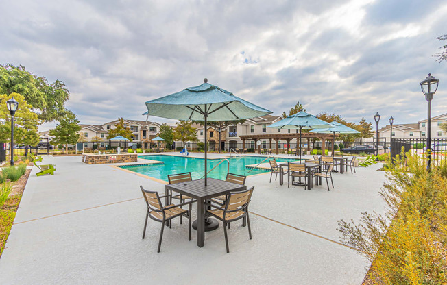 Dominium_Rosemont at Mayfield Villas_Outdoor Swimming Pool