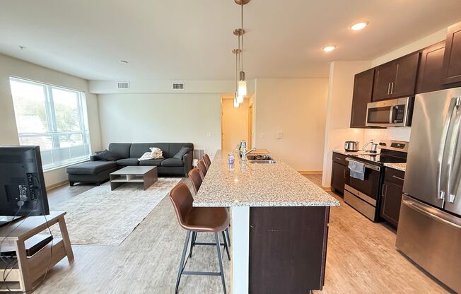 2 beds, 2 baths, 1,029 sqft, $2,525, Unit Unit 217