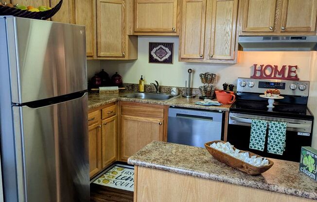 1 bed, 1 bath, 945 sqft, $1,635, Unit 00 - 524101
