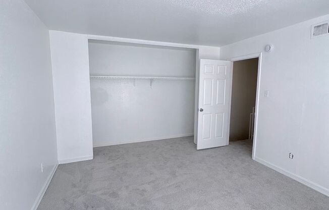 2 beds, 1.5 baths, $900, Unit # 1615