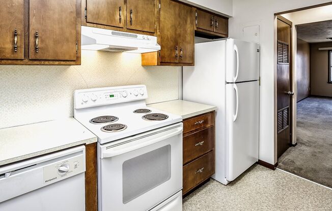 2 beds, 1 bath, $850, Unit 6646-1