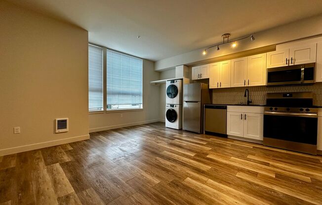 Studio, 1 bath, $1,297, Unit 107