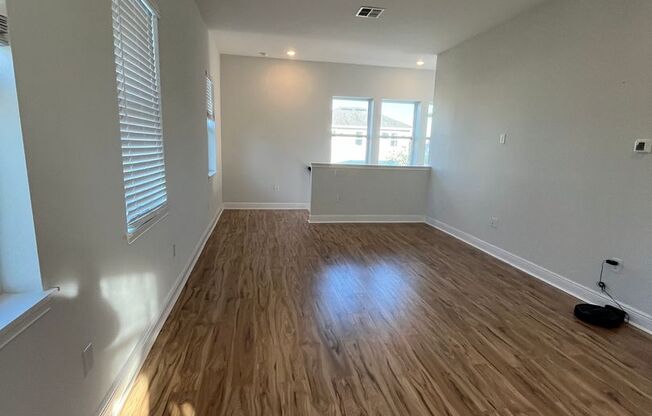 1 bed, 1 bath, $1,800