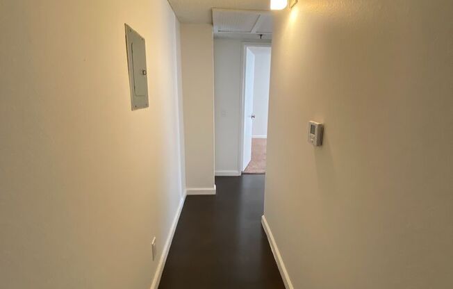 2 beds, 2 baths, 829 sqft, $2,068, Unit 219