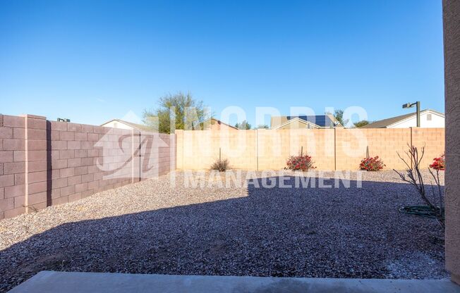 Great Home Located minutes from Freeway