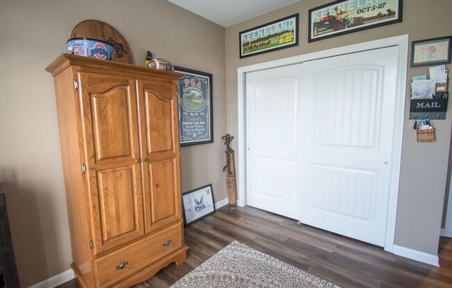 4 beds, 2 baths, $2,800