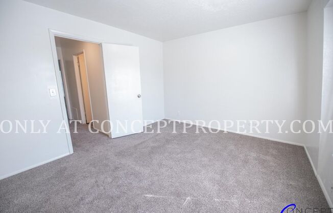2 beds, 1.5 baths, 1,040 sqft, $1,299, Unit 03