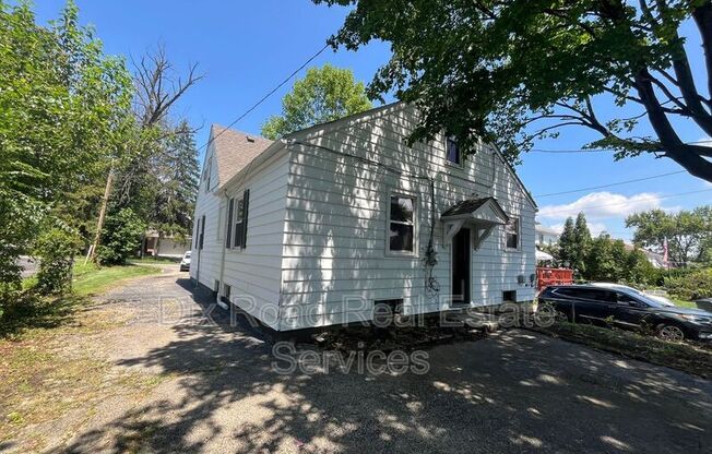 112 CLIFF ST