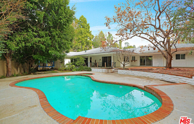 11410 CANTON DR