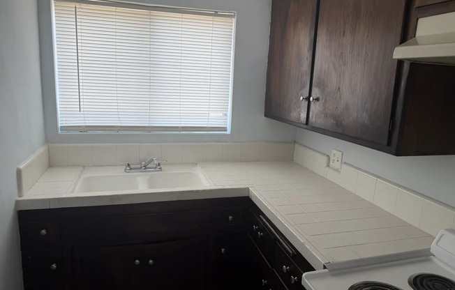 5724 Via San Delarro St. Los Angeles, CA 90022