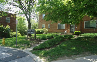 413 VOLKERT PL
