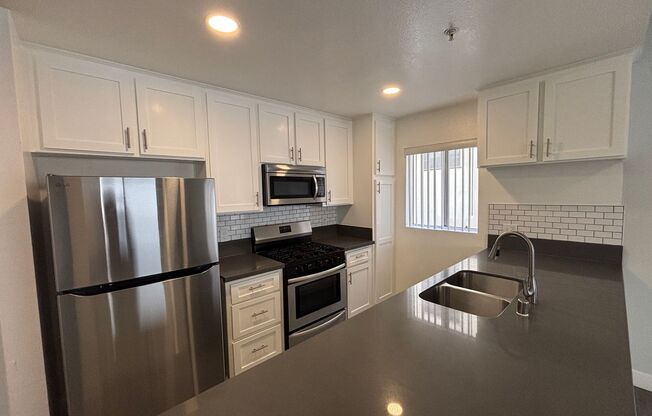 2 beds, 2 baths, 1,150 sqft, $2,195, Unit 201