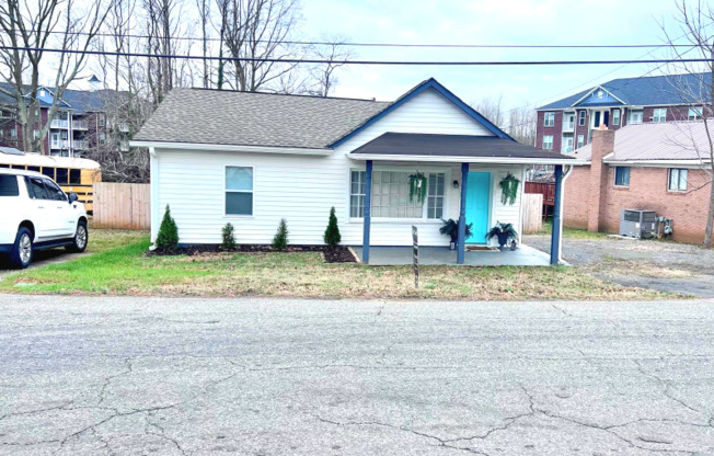 1235 BRADFORD HTS RD