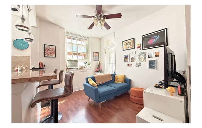 1 bed, 1 bath, $3,600, Unit 4G