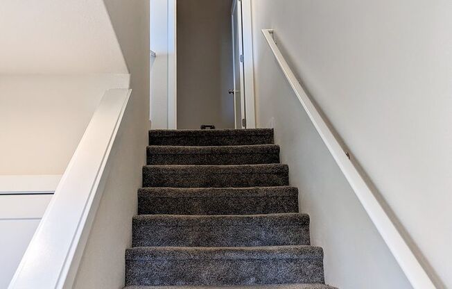 Luxury Townhome in Canby Over 1,700 sq ft ~ 3rd Ave 468