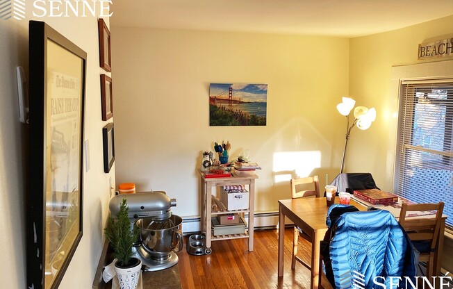 16 EVERGREEN SQ
