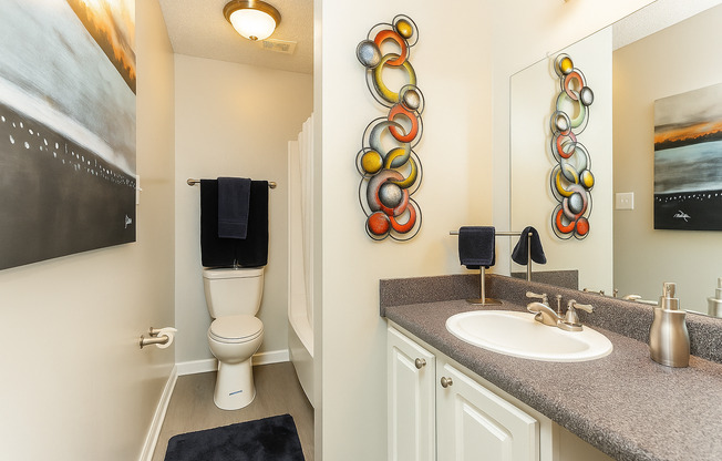 1 bed, 1 bath, 709 sqft, $899