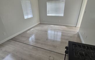 2 beds, 1 bath, $2,500, Unit 1/2a