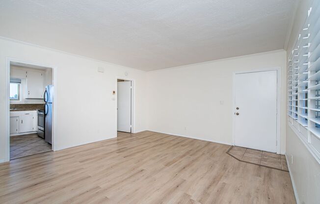 **NEW LOW PRICE & MOVE IN SPECIAL!** Gorgeous Studio Nestled Between North Park and University Heights!