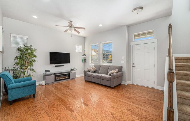 Gorgeous 4 bed 3.5 bath Home Available in Central Park, Denver!