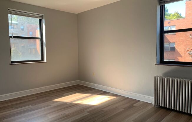 3 beds, 1 bath, 1,000 sqft, $2,380, Unit 6236 Fifth Ave. #200A
