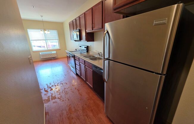 Studio, 1 bath, 612 sqft, $1,075, Unit 308